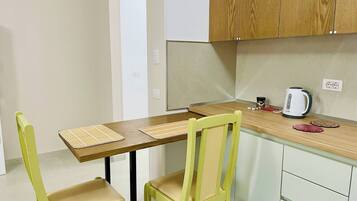 Apartment, 1 Bedroom, Smoking, Balcony | Interior