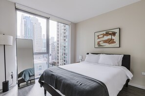 2 slaapkamers, een strijkplank/strijkijzer, wifi, beddengoed