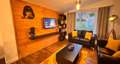 Spacious sheffield lodge