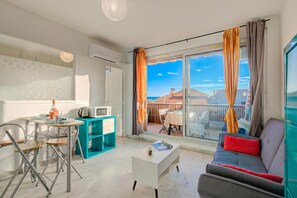 Living area - Appartement Fabrina, Nice, France (Nice)
