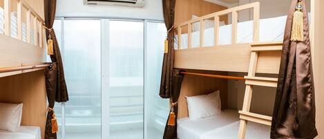 Up Stair | Lydisolert, wi-fi (inkludert) og sengetøy