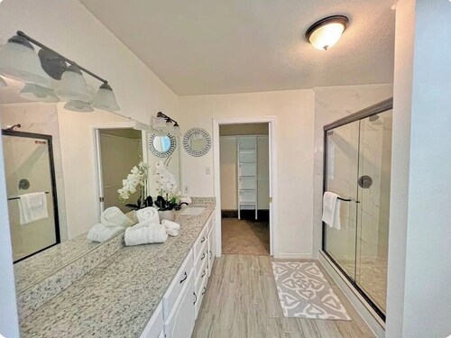 Spacious 3-Bedroom Home Mins from AT&T Stadium
