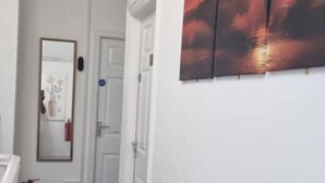 Interior - Ensuite Double Room 5mins to the sea (Blackpool)