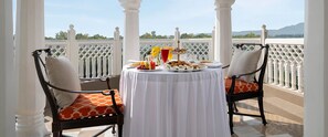 Suite, 1 King Bed (Luxury Suite) | Terrace/patio - Welcomhotel By ITC Hotels Jabalpur (Jabalpur)