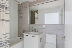 Hårtørrer, håndklæder