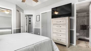 4 chambres, fer et planche à repasser, lit parapluie, Wi-Fi gratuit