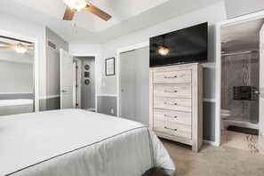 4 bedrooms, iron/ironing board, travel crib, free WiFi