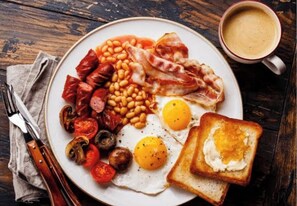Desayuno continental todos los días (con cargo) 