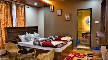 Deluxe-Doppelzimmer, Balkon, Bergblick | Kostenloses WLAN