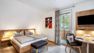 1 bedroom, free WiFi, bed sheets