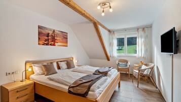 1 bedroom, free WiFi, bed sheets