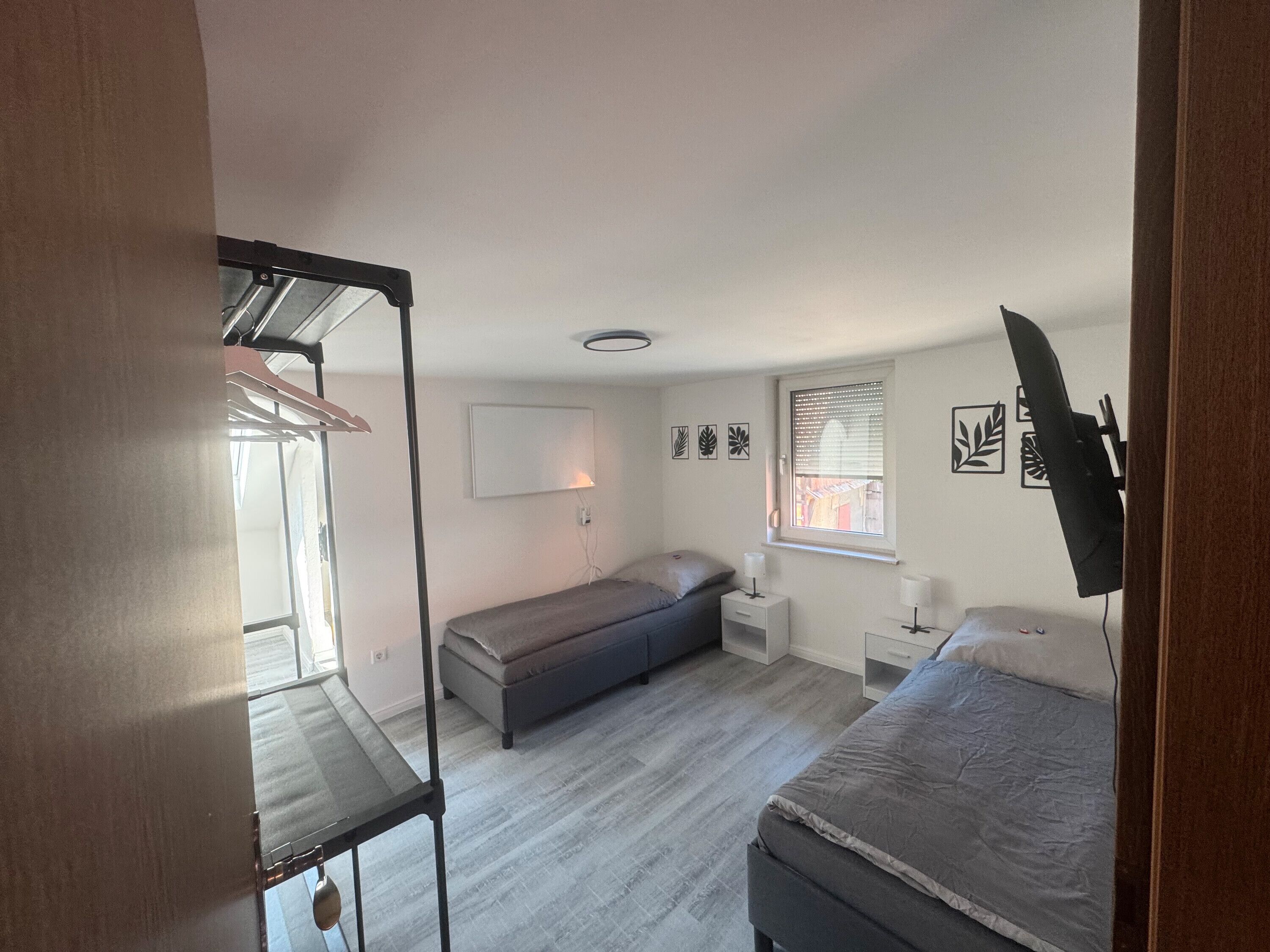 4 bedrooms, free WiFi, bed sheets