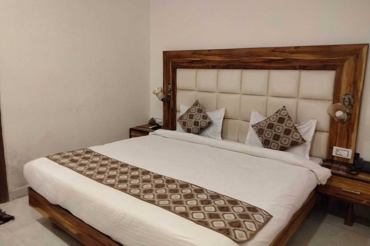 Quarto standard | Escrivaninha