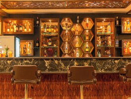 Bar (en la propiedad)