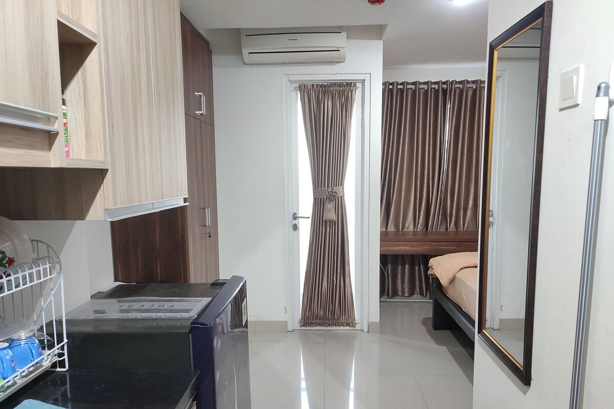 1 bedroom, desk, free WiFi, bed sheets