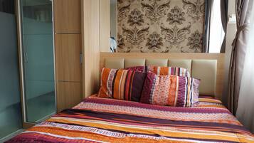 Familie suite | 1 slaapkamer, een bureau, gratis wifi, beddengoed