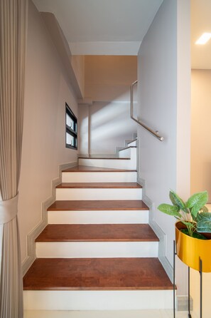 Interior - 15 minutes to Nong Nooch Tropical Garden! Family-sized cozy house (Bang Lamung District)