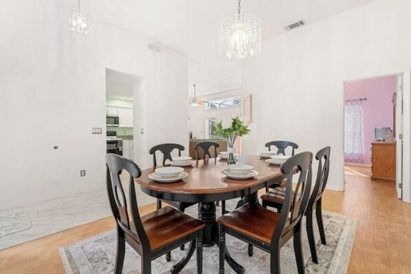 Dining - Casa Grace, villa near Disney
(Davenport)