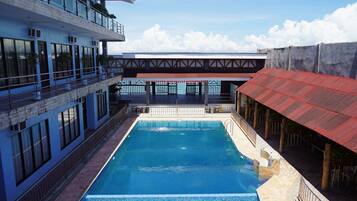 Piscina externa