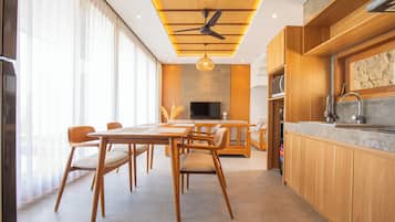 Villa, 2 Bedrooms, Private Pool | Dining