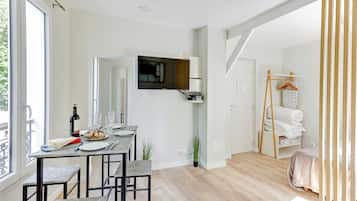 Internet, bed sheets