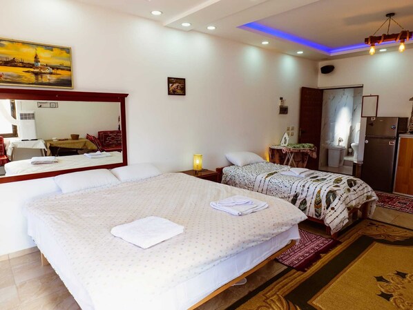 1 bedroom, free WiFi, bed sheets - Your Cozy Guesthouse by Ohrid (Katjel)