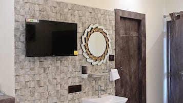 Standard Double or Twin Room | Soundproofing