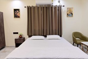 Standard Double or Twin Room | Soundproofing