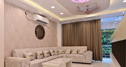 Royal Galaxy Homes