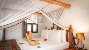 1 bedroom, desk, Internet - Frangipani Suite - Deluxe Triple Seaview with AC (Jambiani)