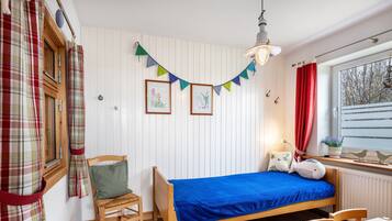 3 Schlafzimmer, BĂŒgeleisen/BĂŒgelbrett, kostenloses WLAN, BettwĂ€sche