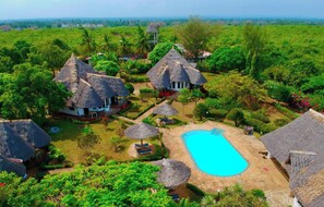 Exterior - Pintadera Beach Lodge (Diani Beach)