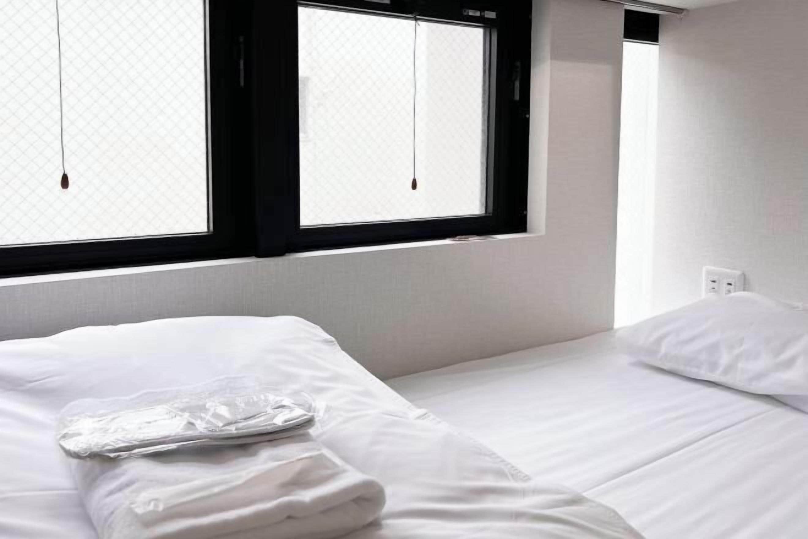 Een kluis op de kamer, gratis wifi, beddengoed