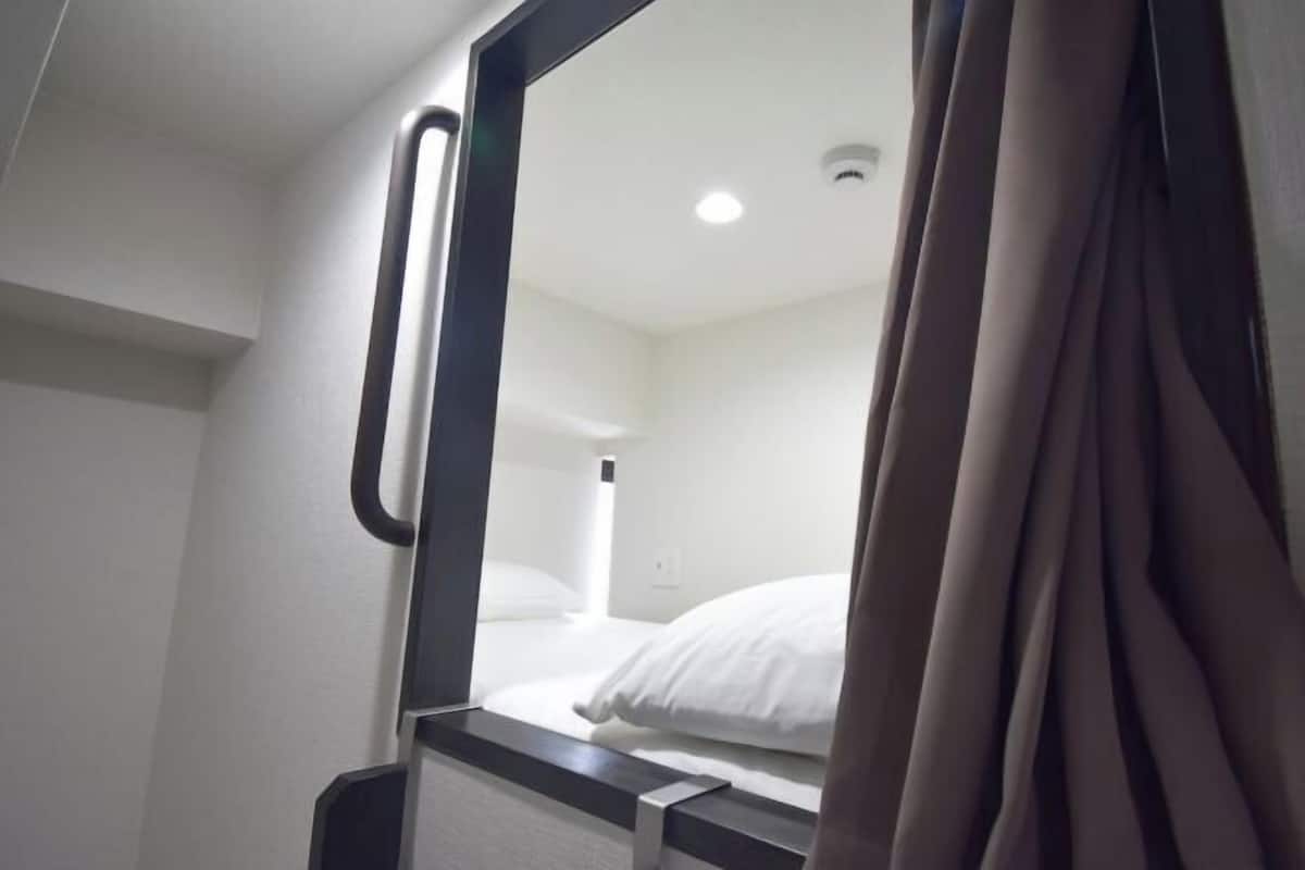 Coffres-forts dans les chambres, Wi-Fi gratuit, draps fournis