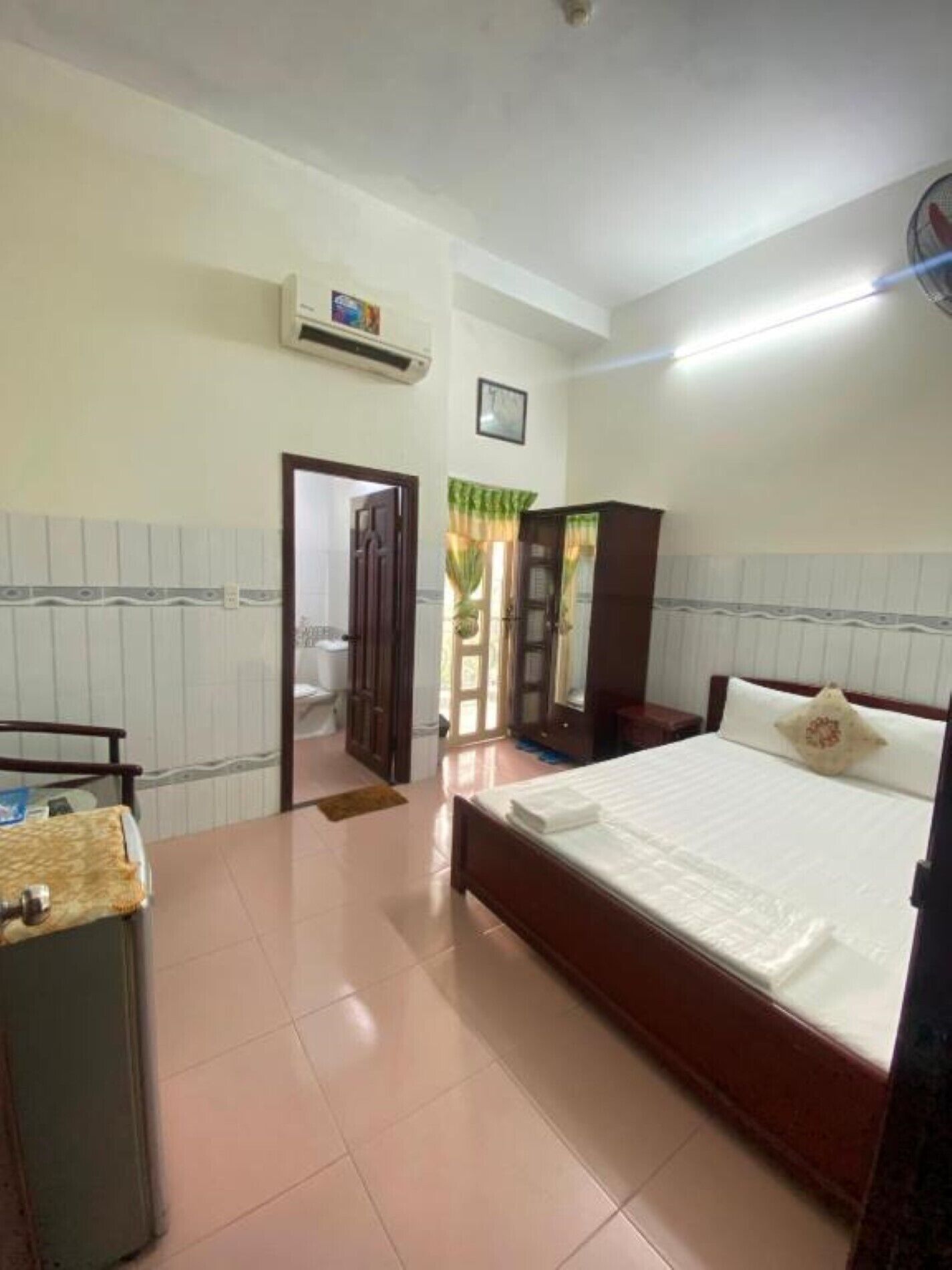 ห้องดับเบิล | โต๊ะทำงาน, ห้องเก็บเสียง, Wi-Fi ฟรี, ผ้าปูที่นอน