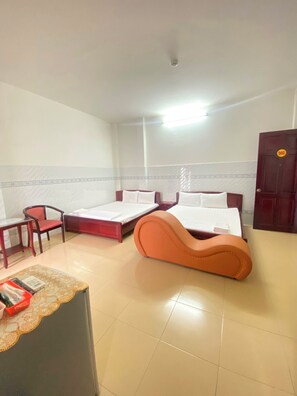 Quadruple Room - Kim Phung Ngan Hotel (Can Tho)