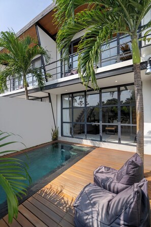 Outdoor pool - Astaga Loft Unit 4 by Betterplace (Canggu)