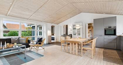 "Skyler" - 250m from the sea by Interhome