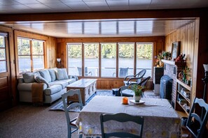 Smart TV - Lakeside Retreat in Boothbay, Maine with Private Dock & Scenic Views (Boothbay)