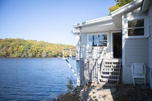 Exterior - Lakeside Retreat in Boothbay, Maine with Private Dock & Scenic Views (Boothbay)