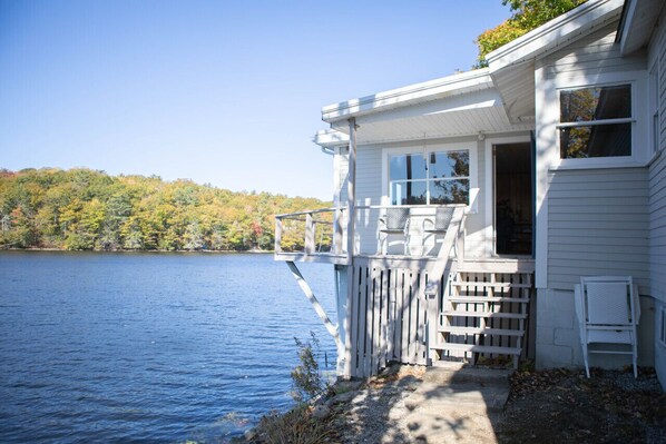 Exterior - Lakeside Retreat in Boothbay, Maine with Private Dock & Scenic Views (Boothbay)