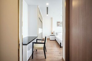 Panoramic Apartment, 1 Bedroom, Balcony, City View | Premium bedding, memory foam beds, individually decorated - YoungC Apartment Landmark (Ho Chi Minh City)