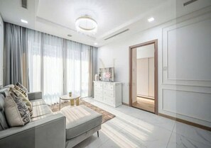 Panoramic Apartment, 1 Bedroom, Balcony, City View | Premium bedding, memory foam beds, individually decorated