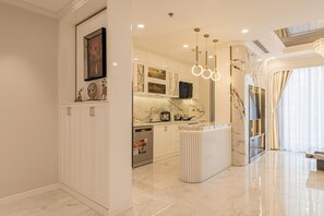 Family Apartment, 4 Bedrooms, Balcony, City View - YoungC Apartment Landmark (Ho Chi Minh City)