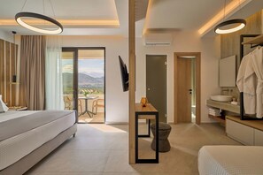 7 bedrooms, in-room safe, desk, iron/ironing board