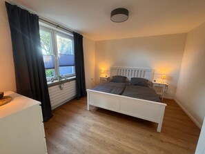 1 dormitorio, tabla de planchar con plancha, wifi gratis y ropa de cama