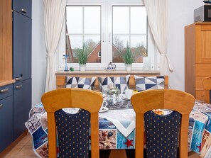Dining - Wattwurm by Interhome (Norden)