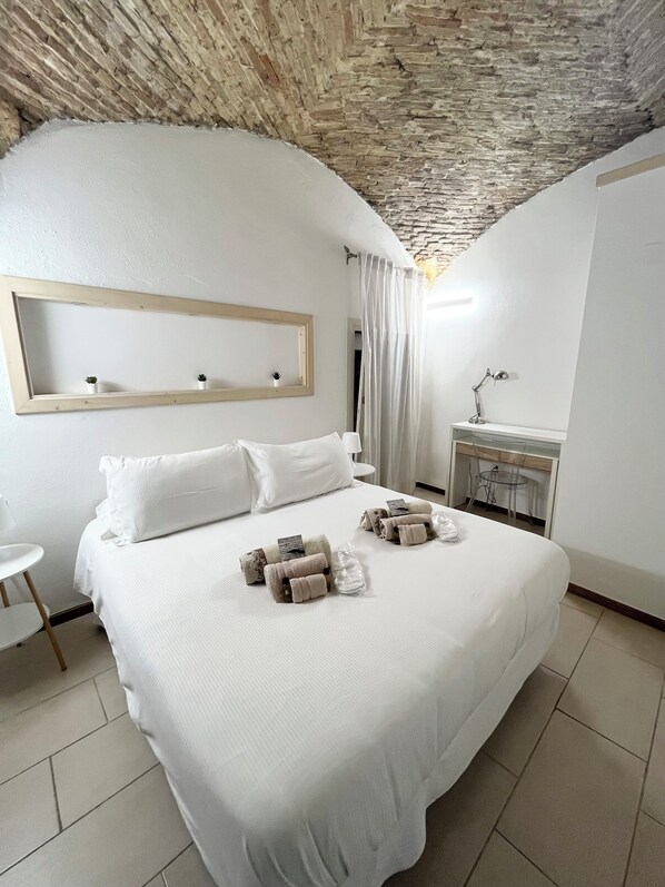 1 slaapkamer, een strijkplank/strijkijzer, reisbedje, wifi