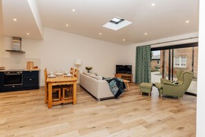 อพาร์ทเมนท์, พร้อมสิ่งอำนวยความสะดวกสำหรับผู้พิการ | 2 ห้องนอน