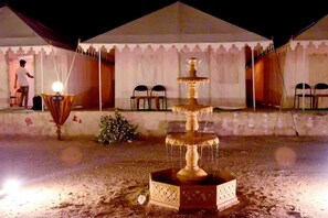 Accessible parking - Safari Nights Resort Jaisalmer (Jaisalmer)
